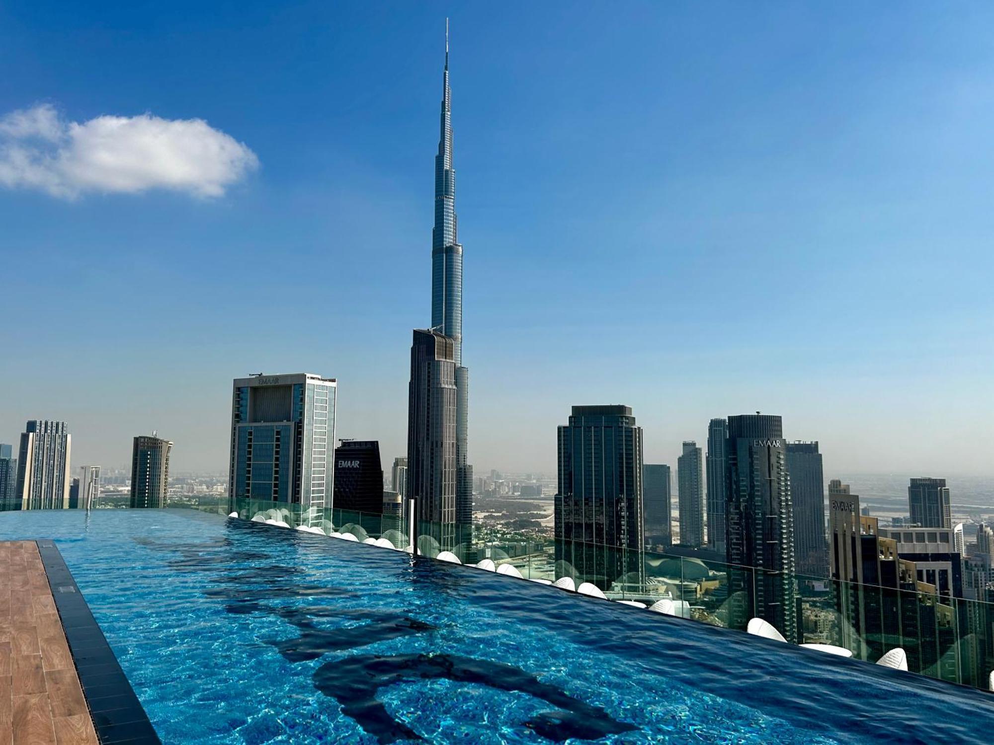 Apartamento Burj Khalifa Views 2Br With Infinity Pool Downtown Dubái Exterior foto