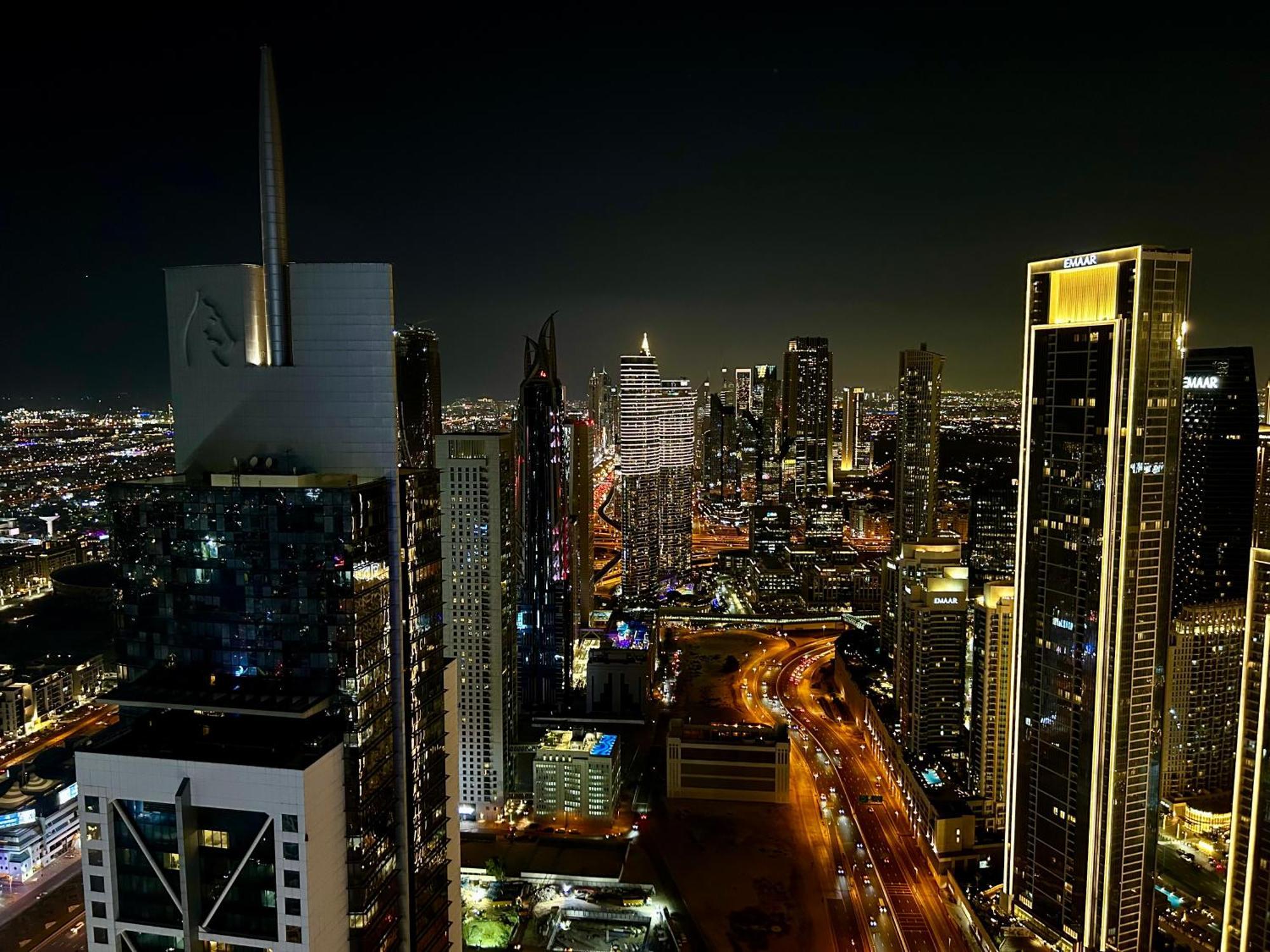 Apartamento Burj Khalifa Views 2Br With Infinity Pool Downtown Dubái Exterior foto