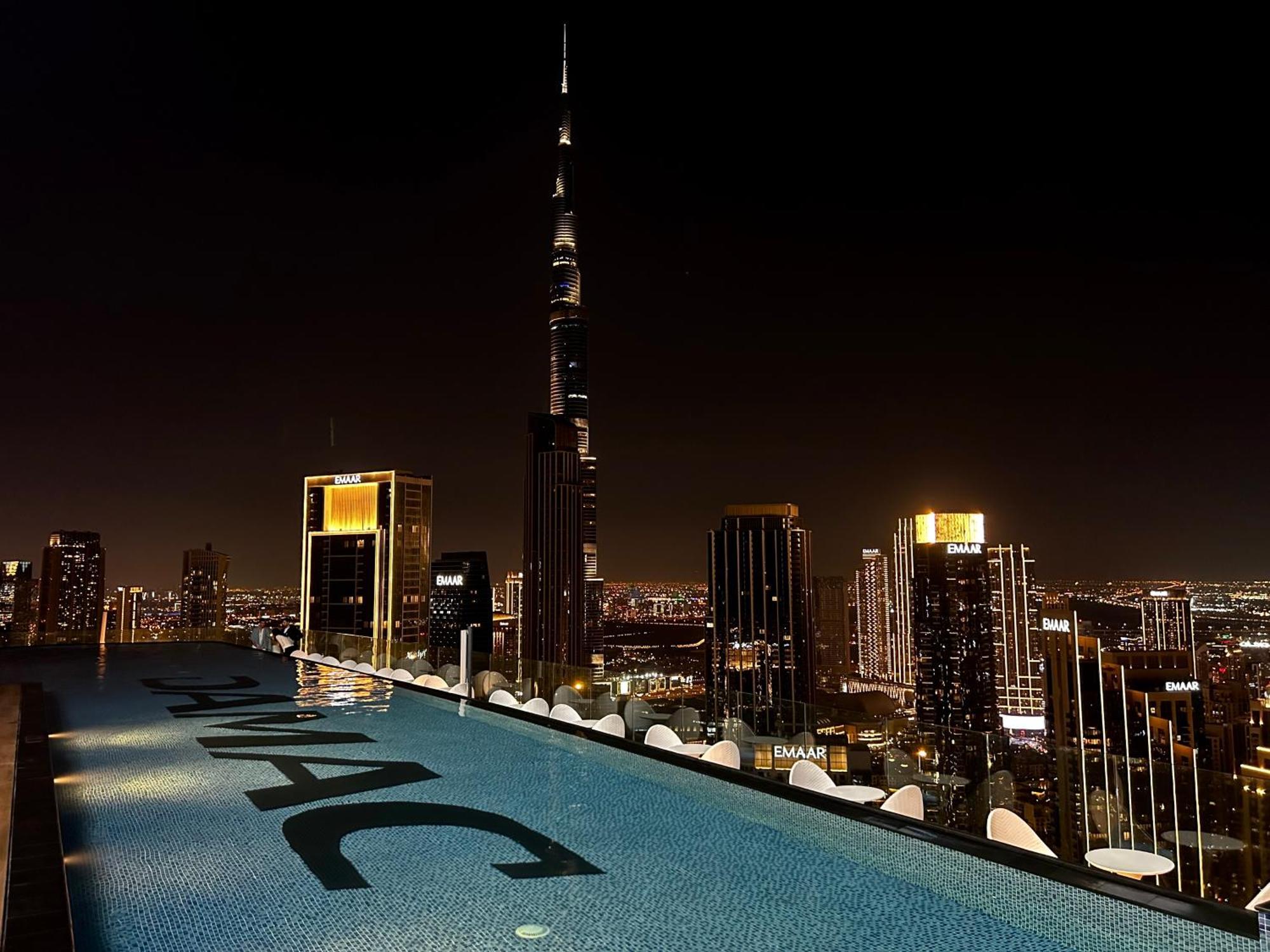 Apartamento Burj Khalifa Views 2Br With Infinity Pool Downtown Dubái Exterior foto