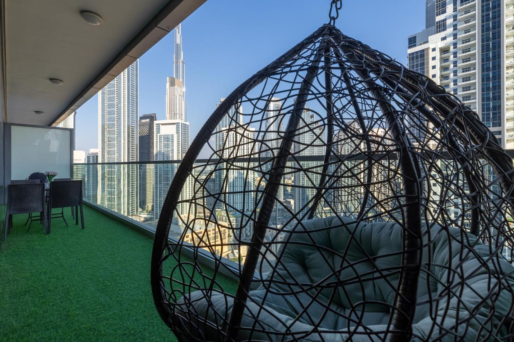 Apartamento Burj Khalifa Views 2Br With Infinity Pool Downtown Dubái Exterior foto